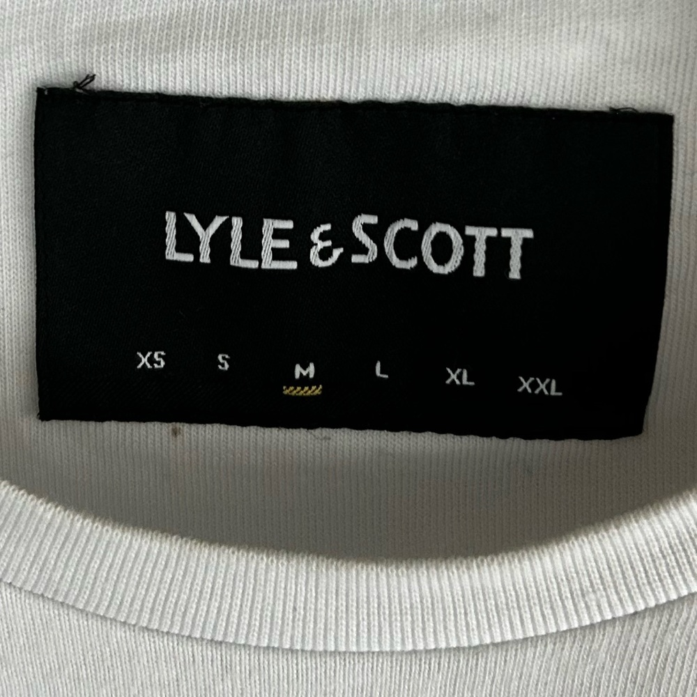 Lyle & Scott Men’s Size M Short Sleeve Crew Neck Tee - Picture 3 of 8